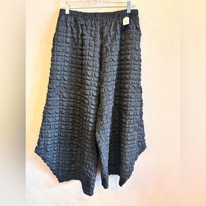 M Square Black Lagenlook Elastic Waist Pull On Wide Leg Crop Pants Excellent OS